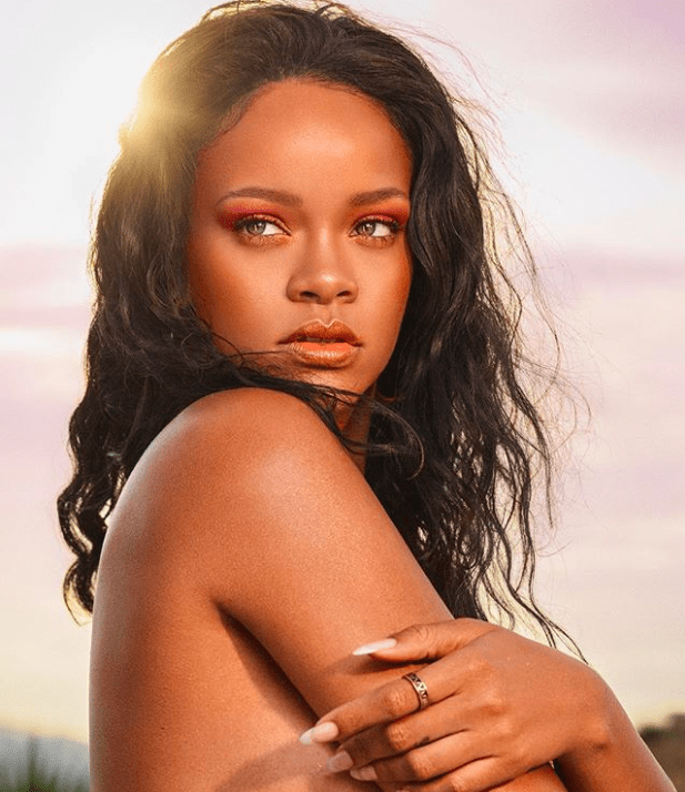 Rihanna S Makeup Artist Shares Her Top Beauty Trick Goss Ie