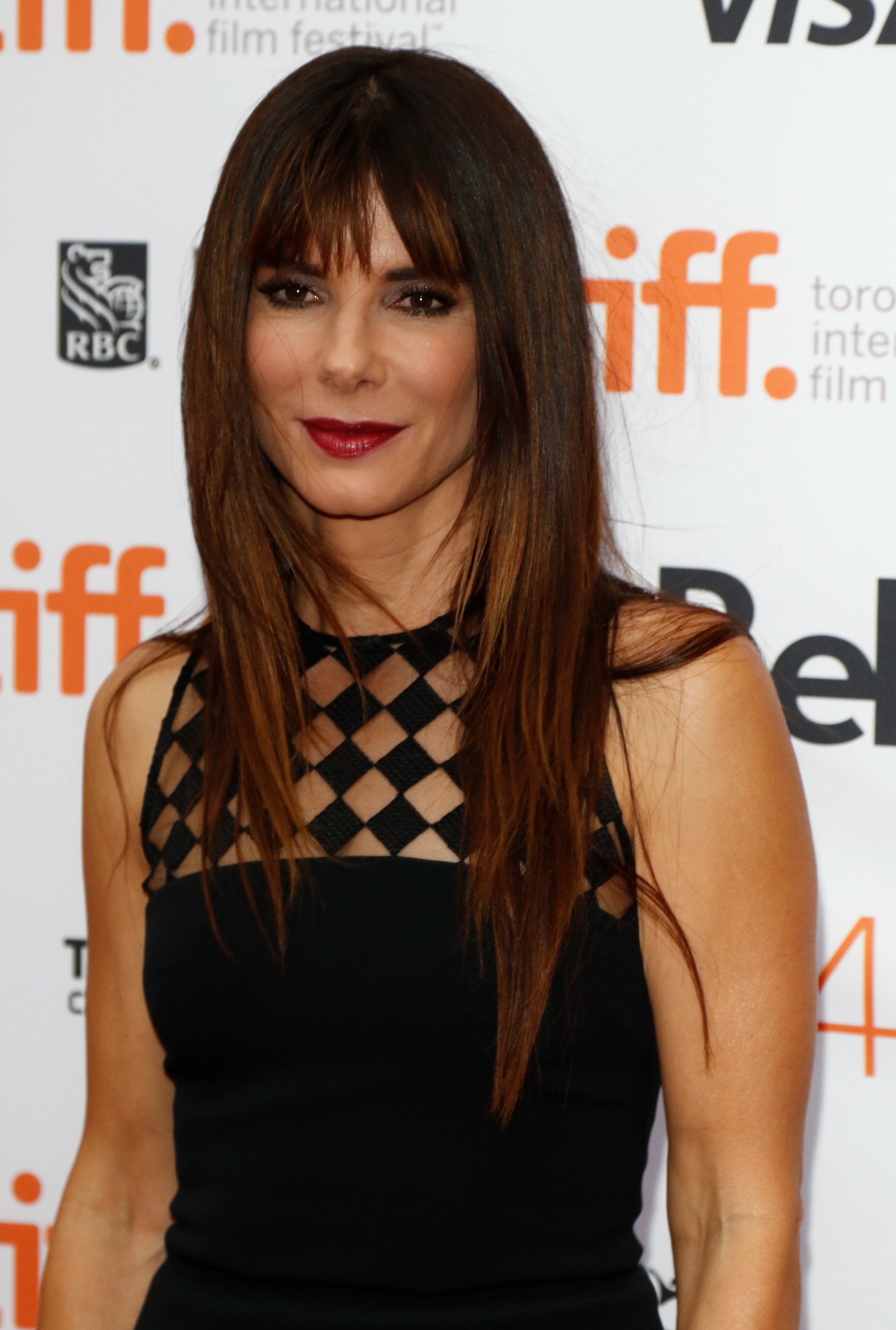 WATCH: Sandra Bullock is raving about 'penis facials ...