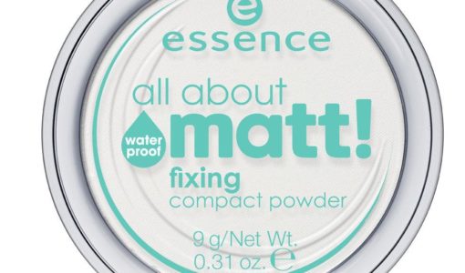 essence all about matt fixing compact powder waterproof €3.80