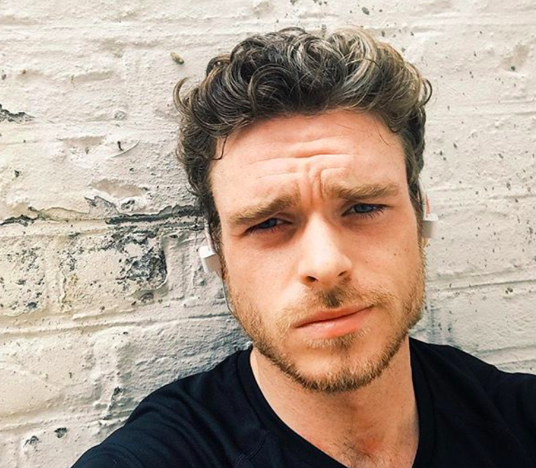 Richard Madden says there’s ‘no difference’ between filming sex scenes ...