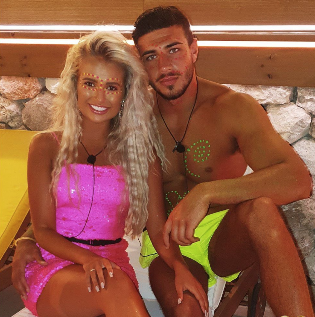 Tommy Fury leaves Molly-Mae Hague as he moves to Las Vegas for