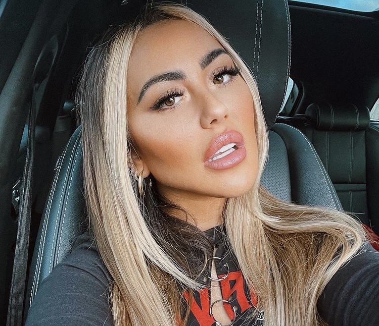 Geordie Shore’s Sophie Kasaei confirms romance with TOWIE star | Goss.ie