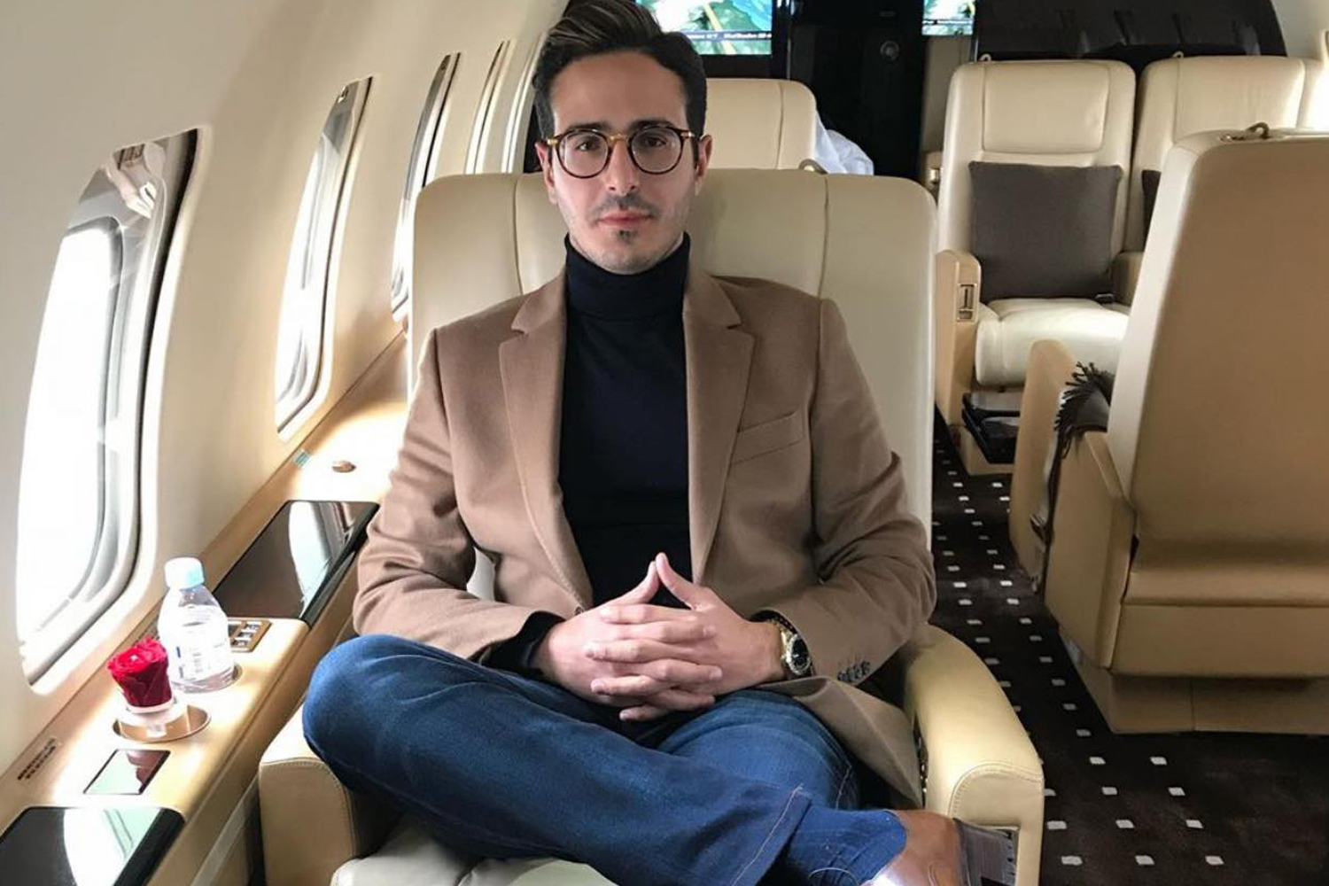 The Tinder Swindler ‘simon Leviev Banned From The Dating App Goss Ie