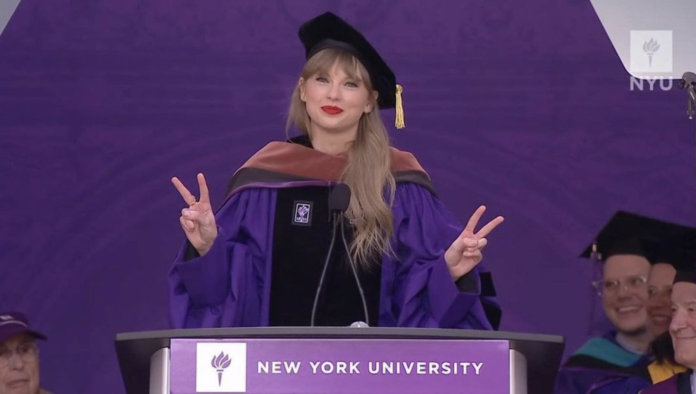 Taylor Swift receives honorary doctorate from NYU | Goss.ie