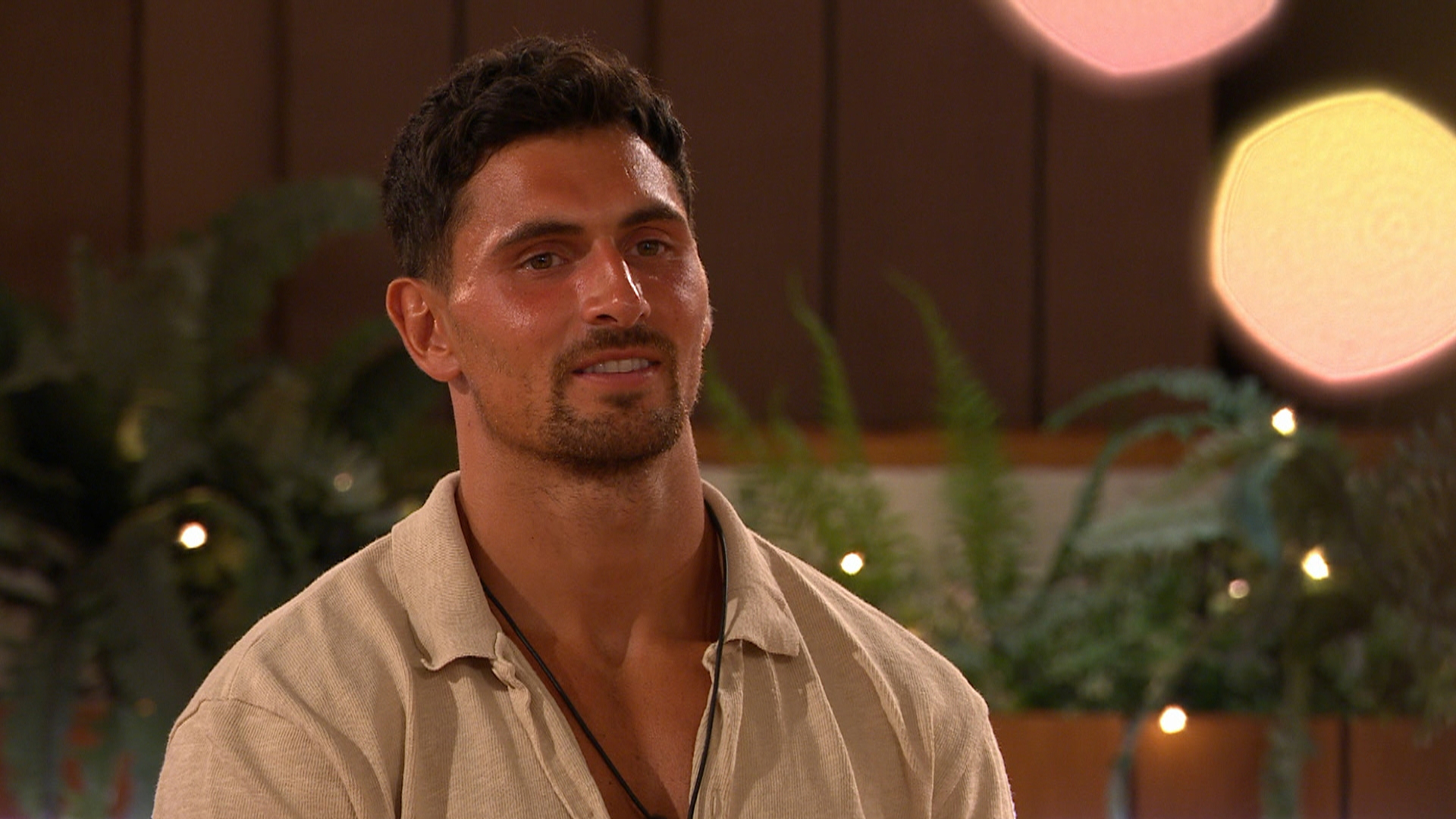 Componer guitarra excepción Love Island fans think they know the REAL reason Jay abruptly ended his  romance with Chyna | Goss.ie