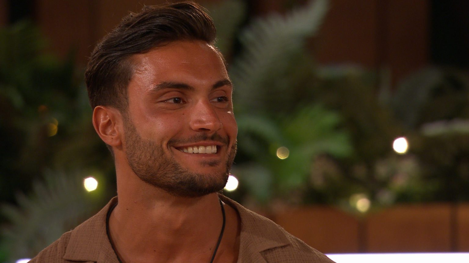 Davide’s family respond to viral rumours he has QUIT Love Island Goss.ie