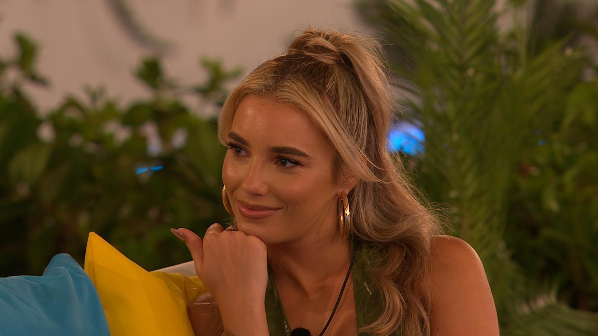 Love Island viewers call on producers to step in after Lana suffers